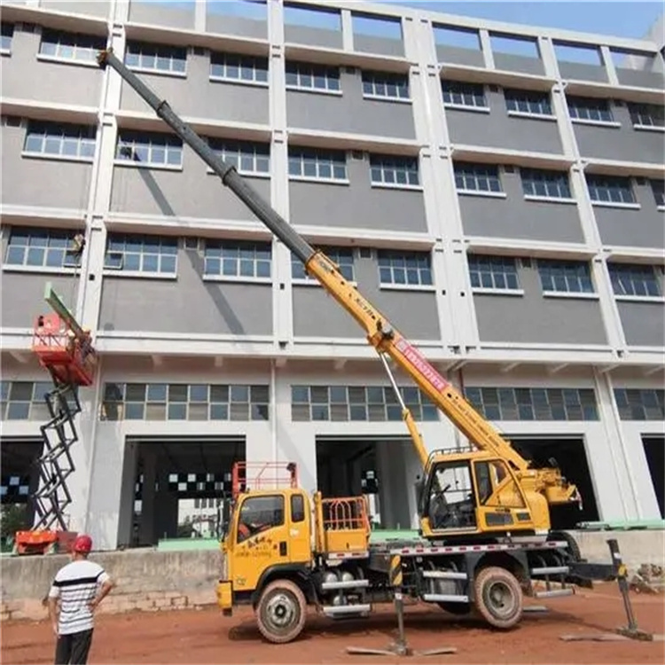 会理高楼层玻璃吊装